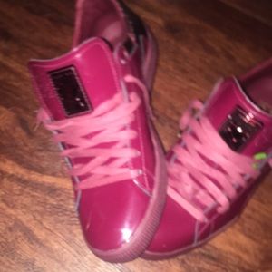 Puma sneaker, wore once